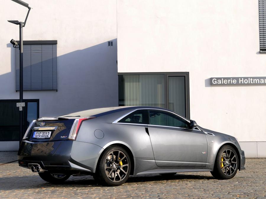  Cadillac CTS-V Coupe Black Diamond 2011 года  (EU) (фото 3 из 14)